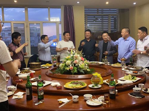 �I(y��ng)�N�F(tu��n)�(du��)��һ��ȫ�w��(hu��)��